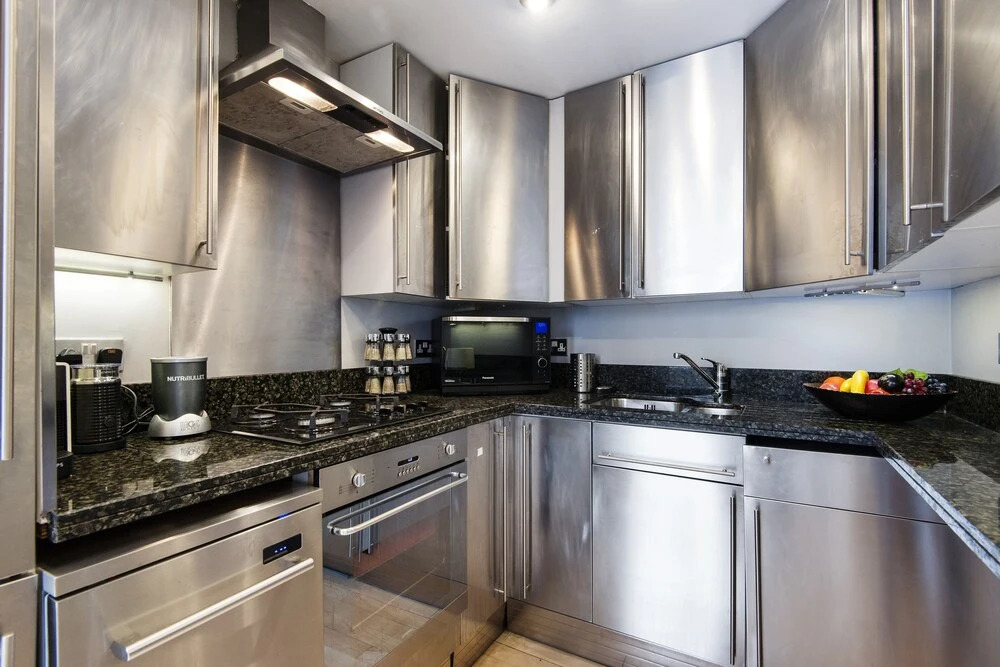 The Eardley Crescent Apartment - BAJ