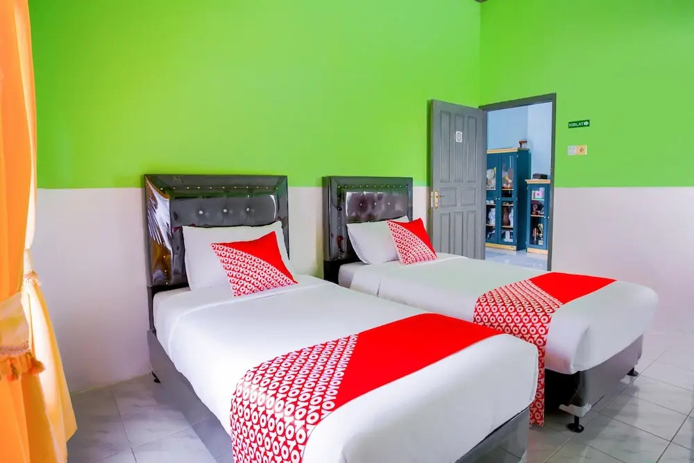 Putri Residence Syariah by OYO Rooms