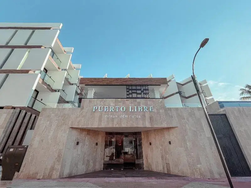 Hotel Puerto Libre