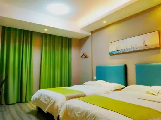 Kunshan Rongding Hotel (Yushan Square Subway Station Branch)