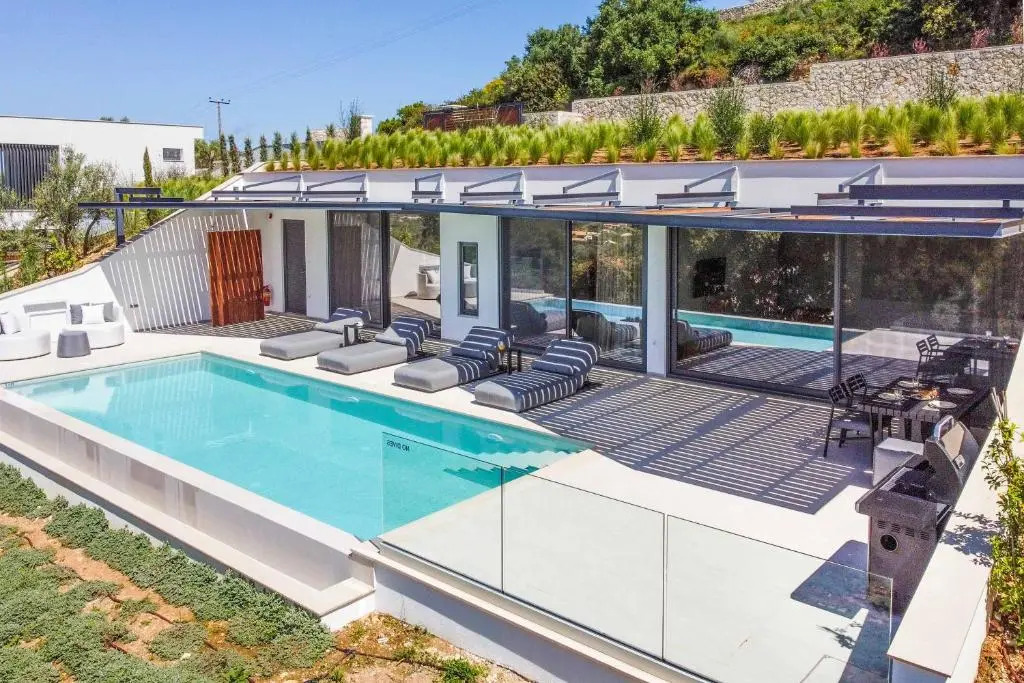 Villa Beyond the Dream