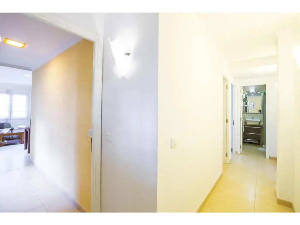 Nice renovated apartment 100 meters from the beach with Air Conditioning