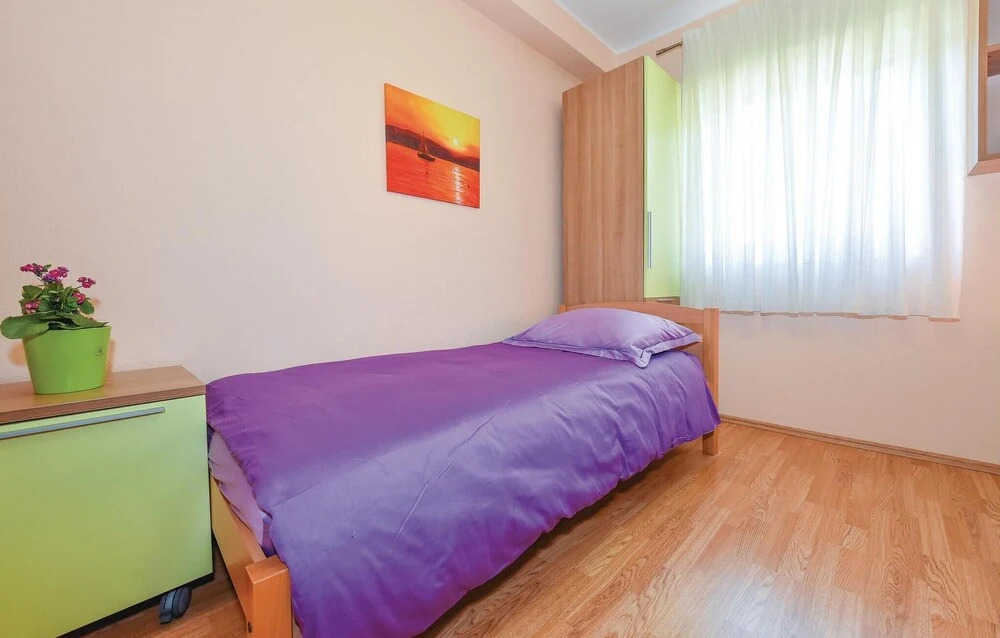 Three-Bedroom Holiday Home In Sibenik