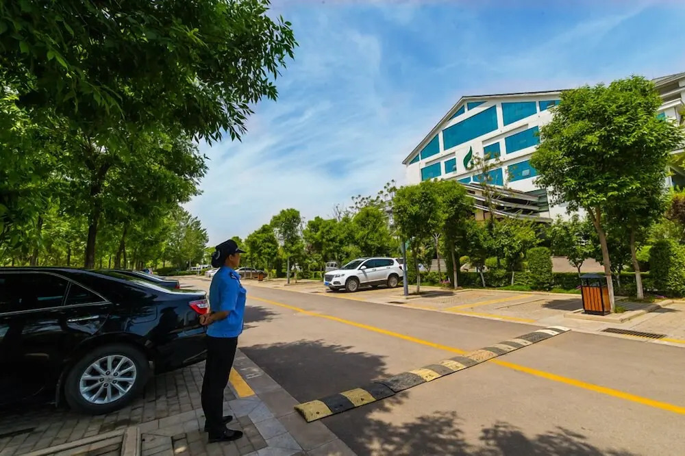 Fengxiang hot spring Hotel