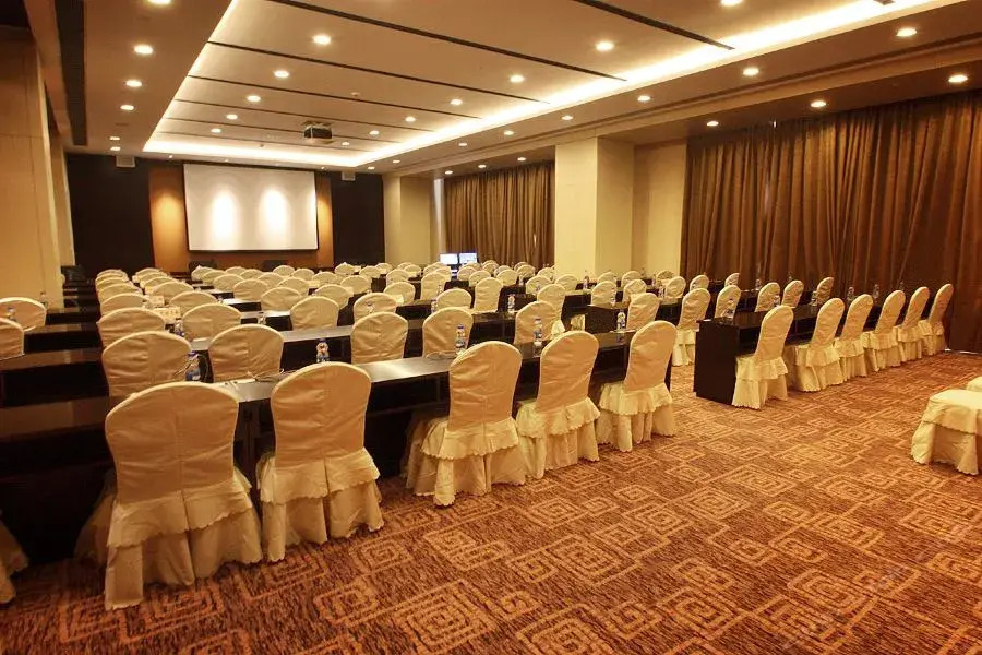 Chengdu Xinhua Hotel