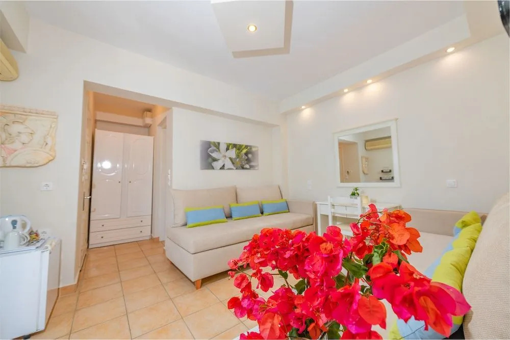Odysseus Hotel