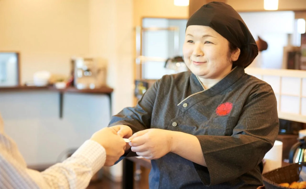 Hotel KAN-RAKU Saitama Honjo-Waseda Hinoki No Yakata