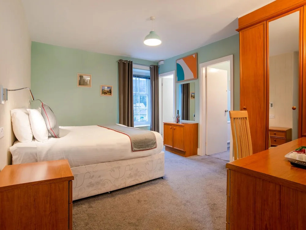Padarn Hotel