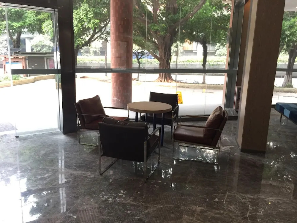 Life Hotel Sha Yong Metro Station