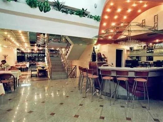 Hotel Ada
