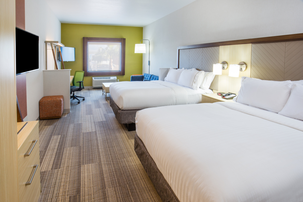 Holiday Inn Express & Suites Pahrump by IHG