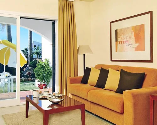 Ramada Hotel&Suites Marina del Rey, 29649 Málaga, Spain