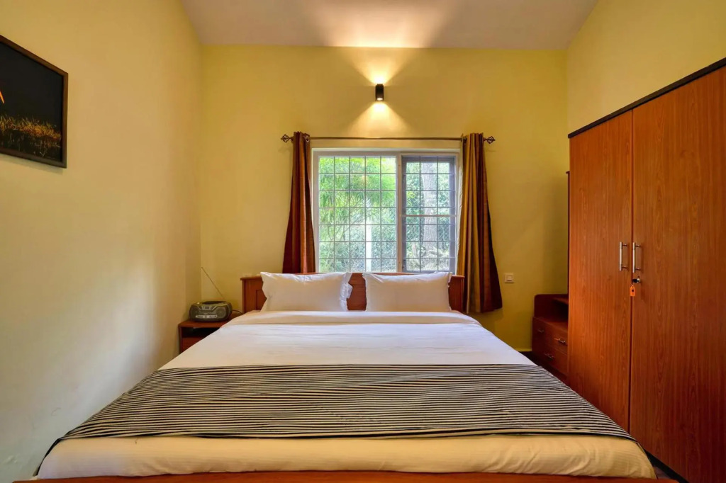 StayVista at Casa Pinnacle - Pet Friendly Home with Lawn