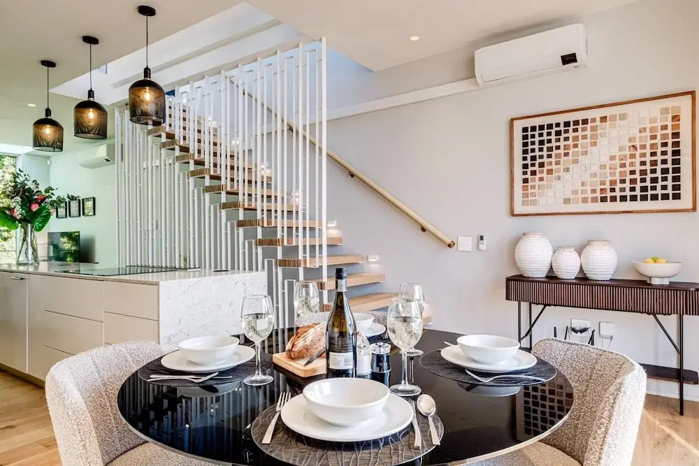 Experience Vibrant Living at De Waterkant Views