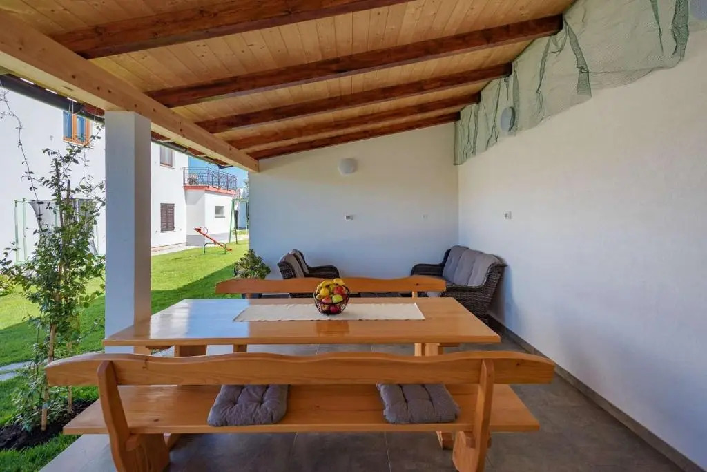 House Demetra