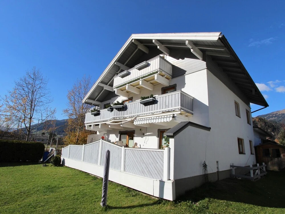 Mountain View Apartment With Garden In Muhlbach