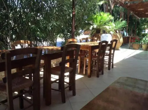Pension Aretoussa