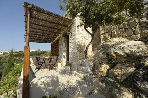 Myrtia Studio