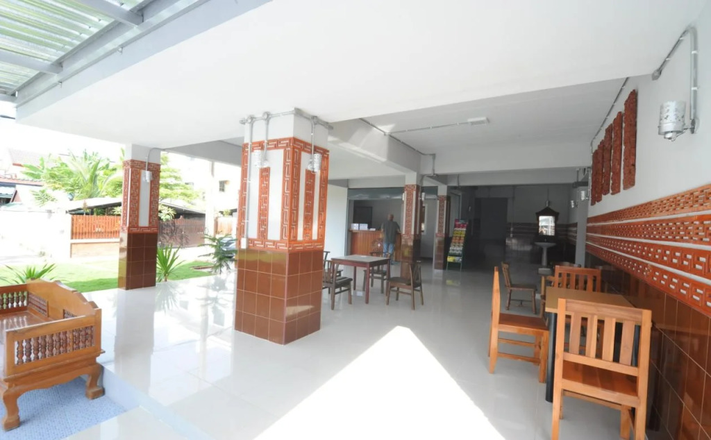 Pool Front Hostel