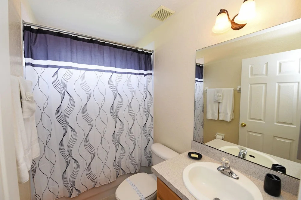Cozy 5Bed High Grove Resort w Pool, Spa, Game Rm, Mins to Disney-133 home