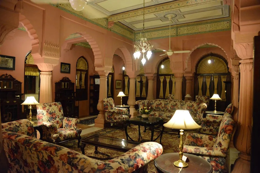 Gajner Palace
