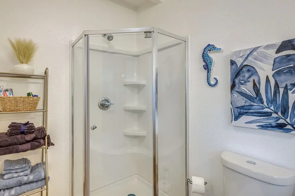 2 Mi to Dtwn: Stylish Family Home in Waco!