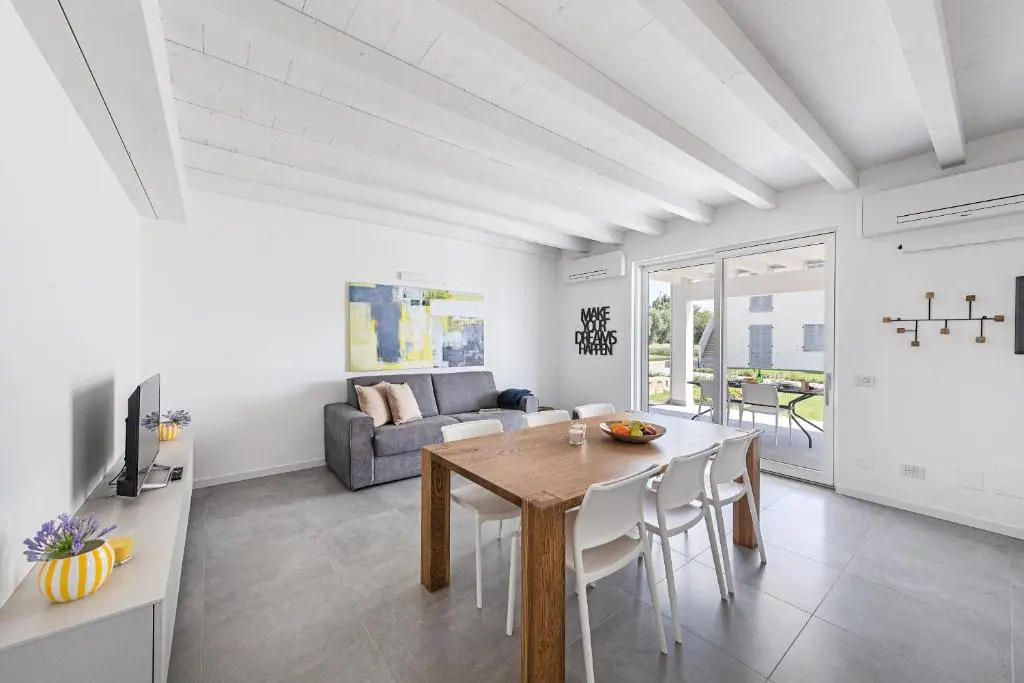 La Cittadella PT-2 Apartment by Wonderful Italy
