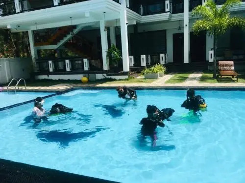 J7 Villaj Resort