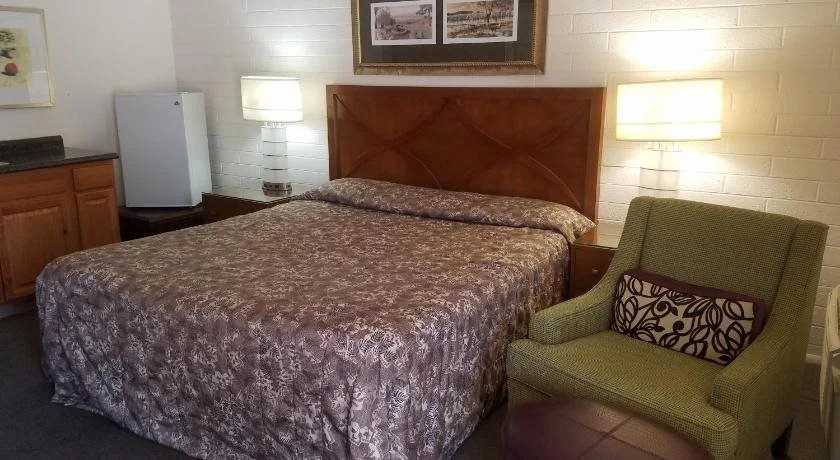 Cedar Motel