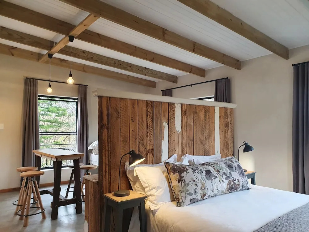 Avo&Oak Guesthouse