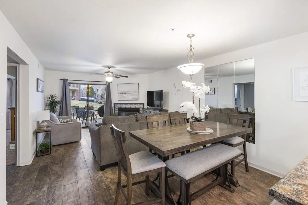 Bunker Ridge Rendezvous - Branson - Condo in Pointe Royale