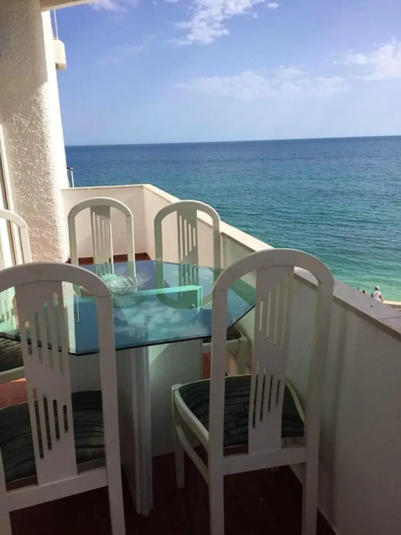 Apartment with 2 Bedrooms in Armação de Pêra, with Balcony And Wifi