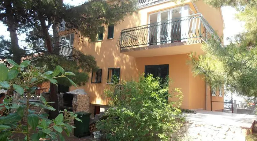 Apartments Pinus