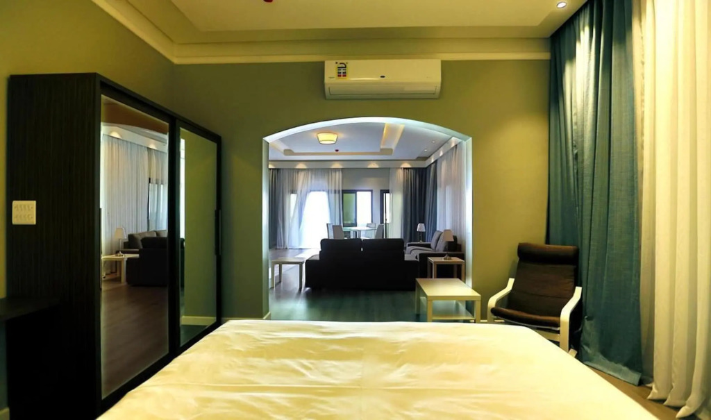 لورين للشقق المخدومة الكورنيش - اقتصادى - Loren Served Apartments Al corniche - Economic
