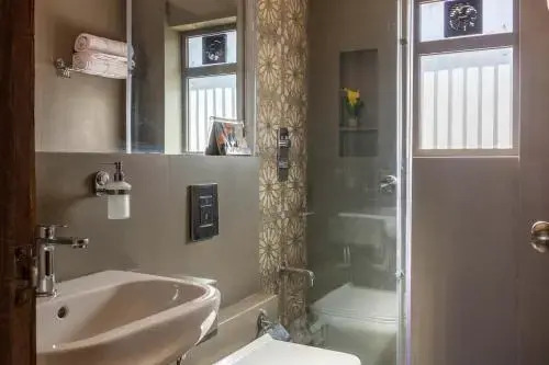 Hamida house 6BHK