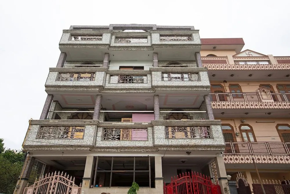 Shree G Palace by OYO Rooms