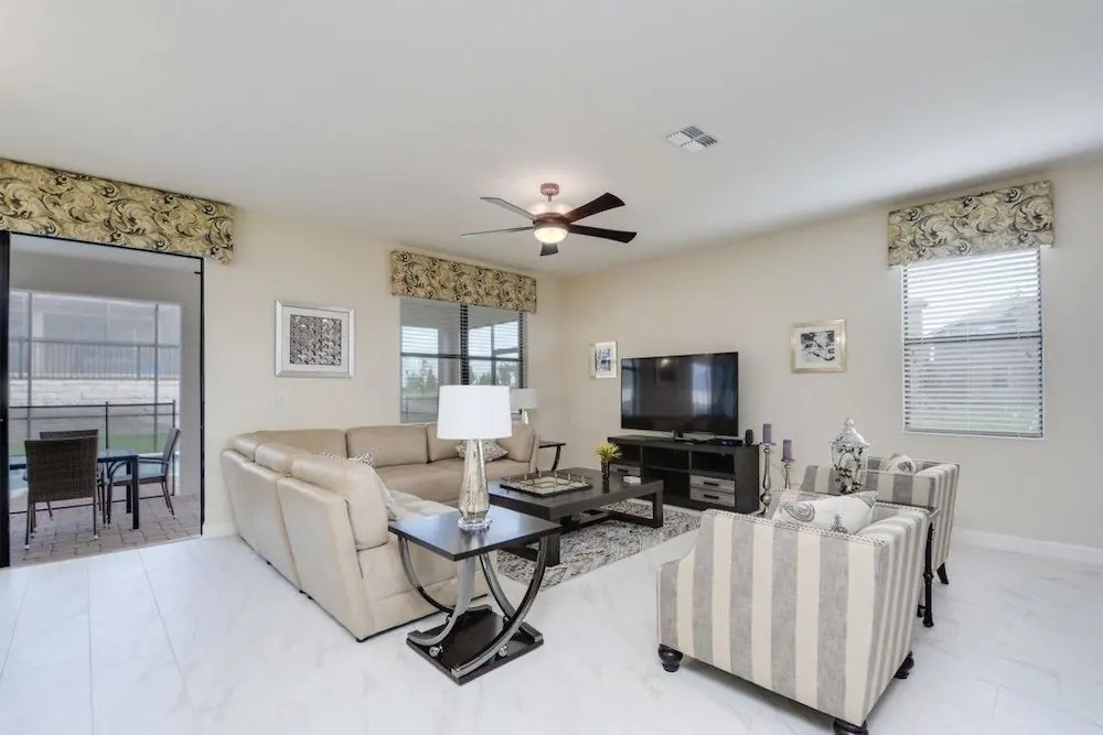8 Bedrooms House at Champions Gate