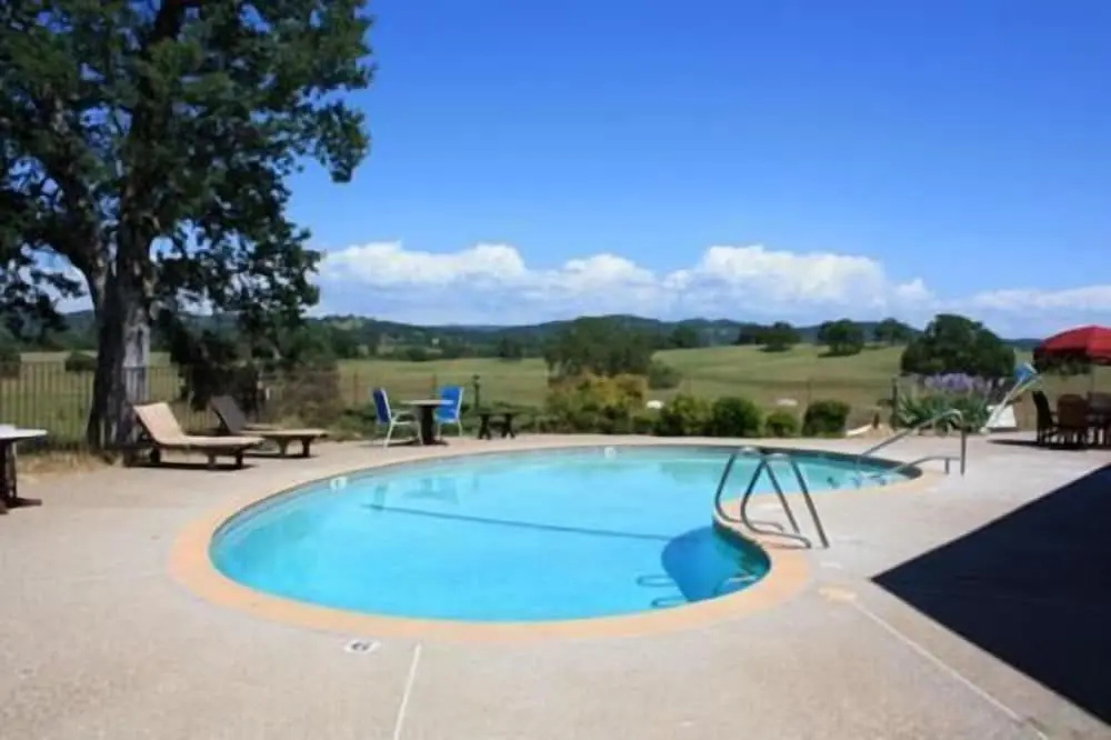 Oak Ridge Inn