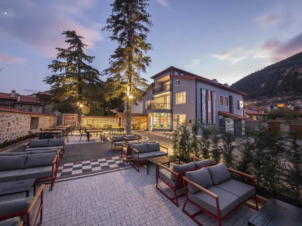 GARP HOTEL