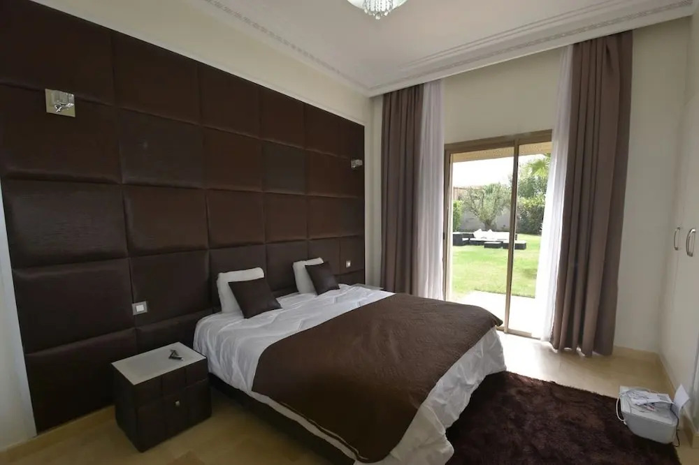 Apple Villa De Luxe 5