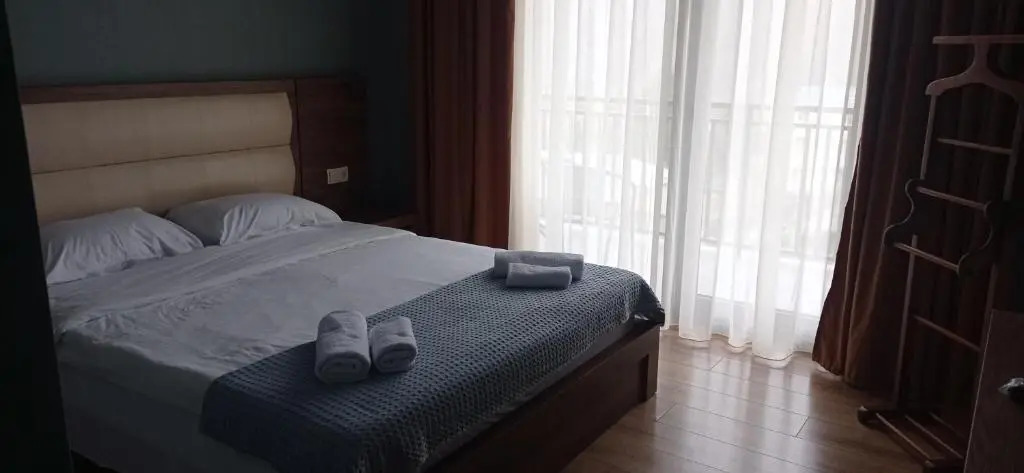 Kazbegi 4U