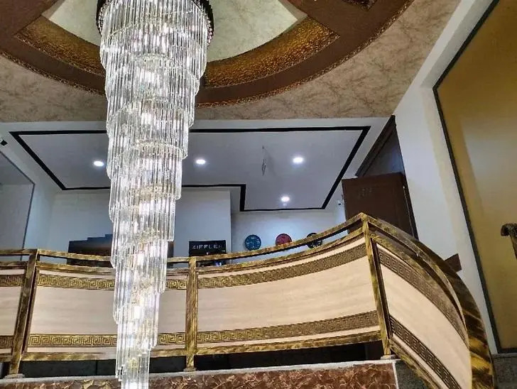 Brand Center Hotel (Брэнд Центр)