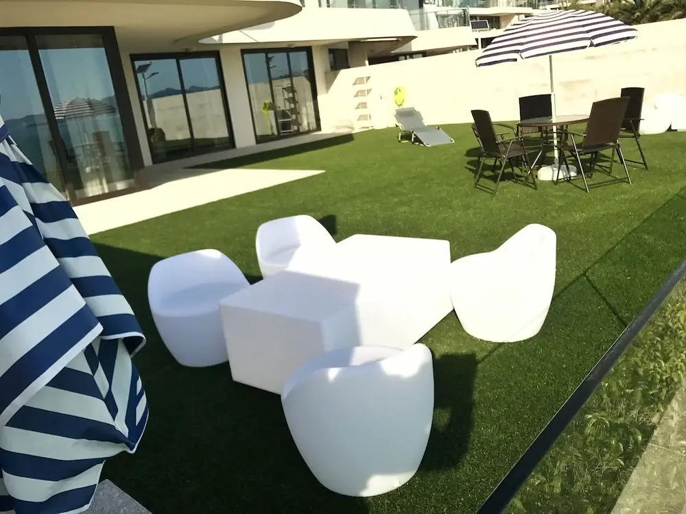 Hulusea Hotel Resort