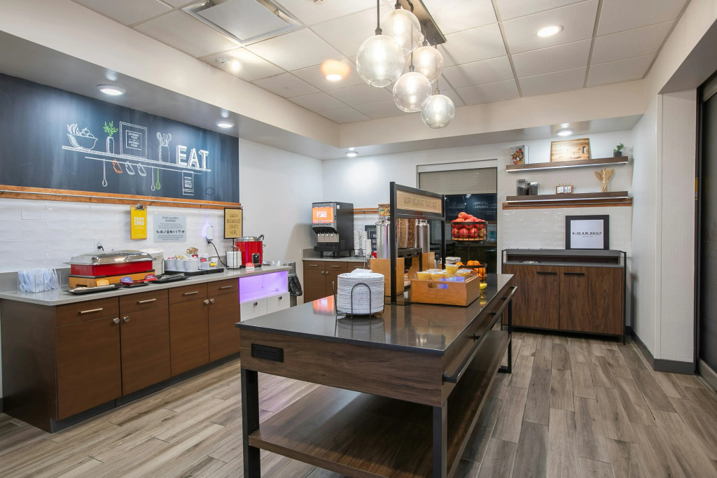 Hampton Inn & Suites Wilder