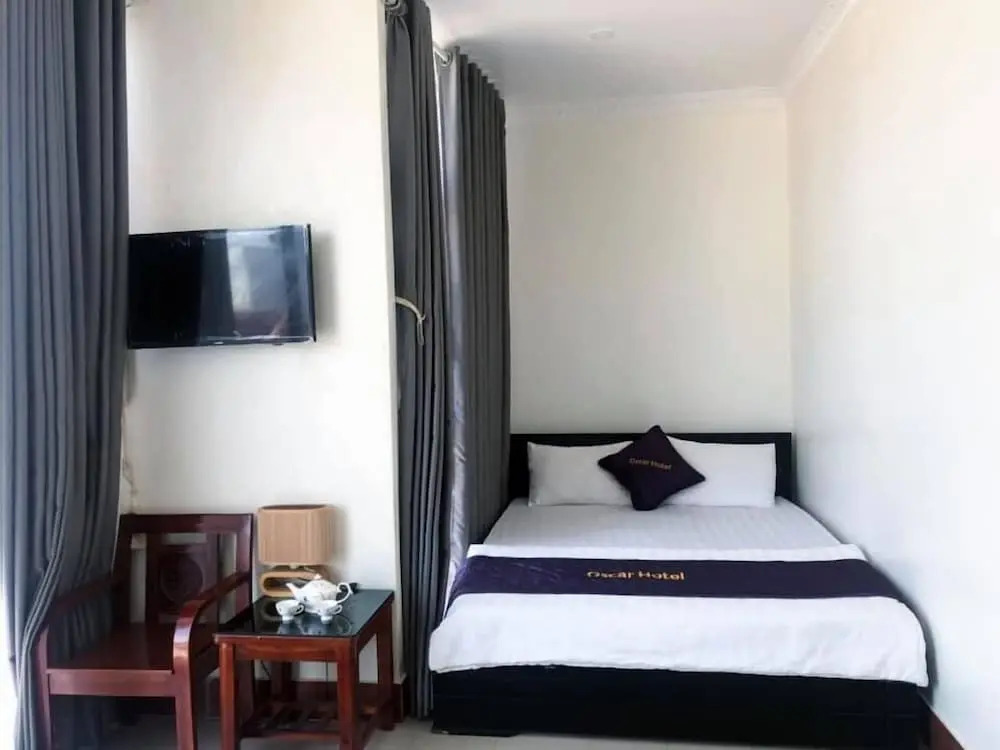 Oscar Hotel
