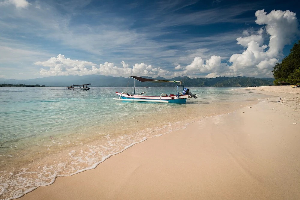 Nyaman Catamaran