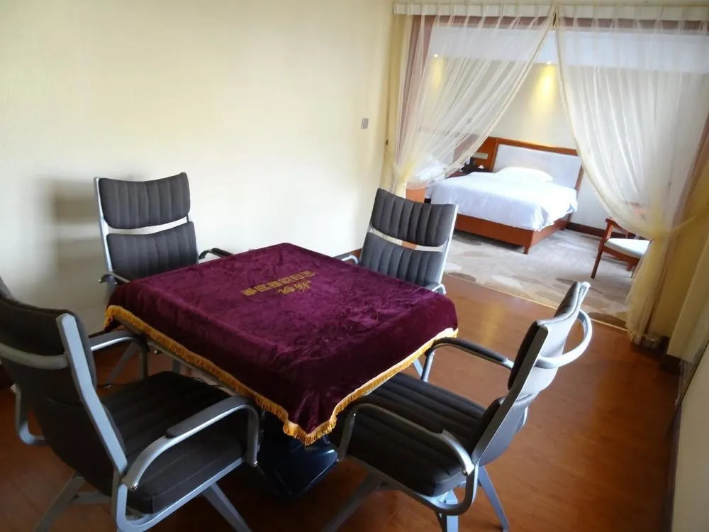Fuyong Yinfa Hotel
