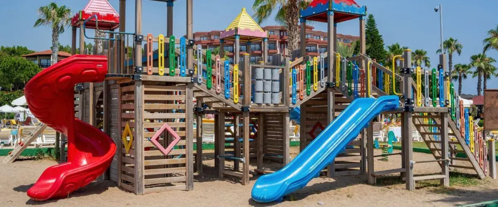 Justiniano Park Conti