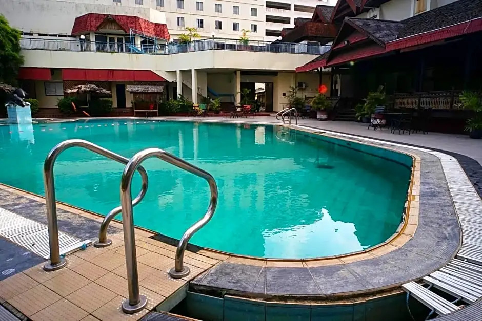 Collection O 1963 Hotel The New Benakutai