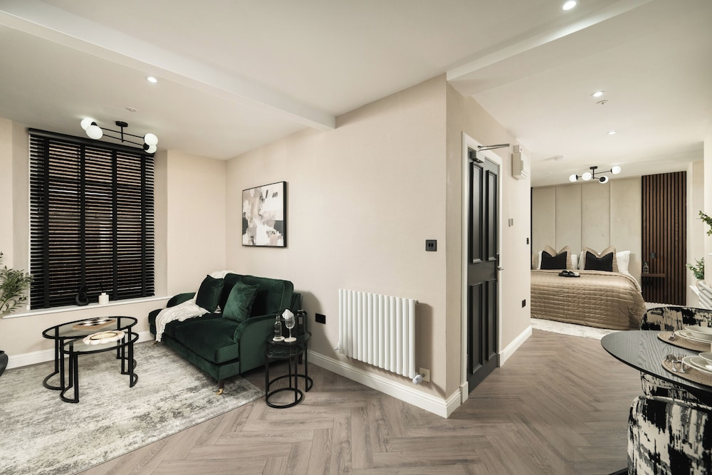Sovo - South Lane Apartments - City Centre